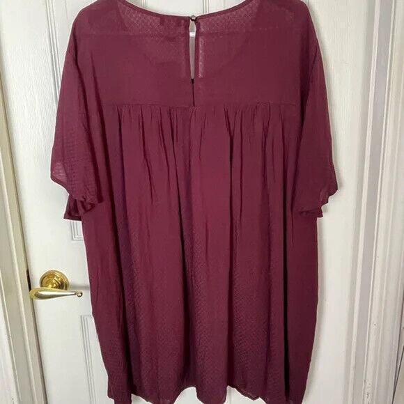 Torrid lace up trim mesh insert blouse in burgundy, size 4 - Picture 2 of 6